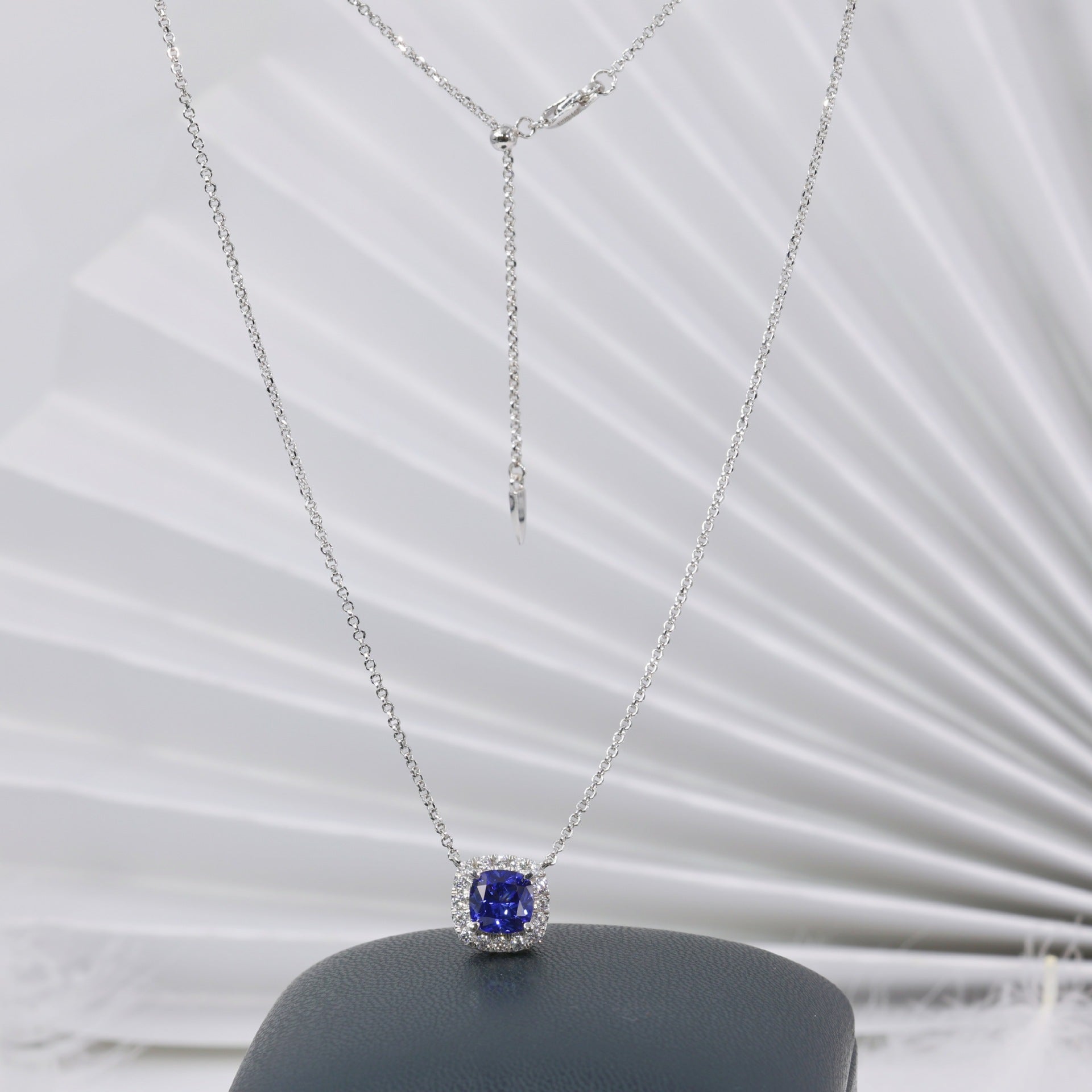 Aeterna Jewelry 1.9ct blue sapphire pendant necklace full view with clasp detail